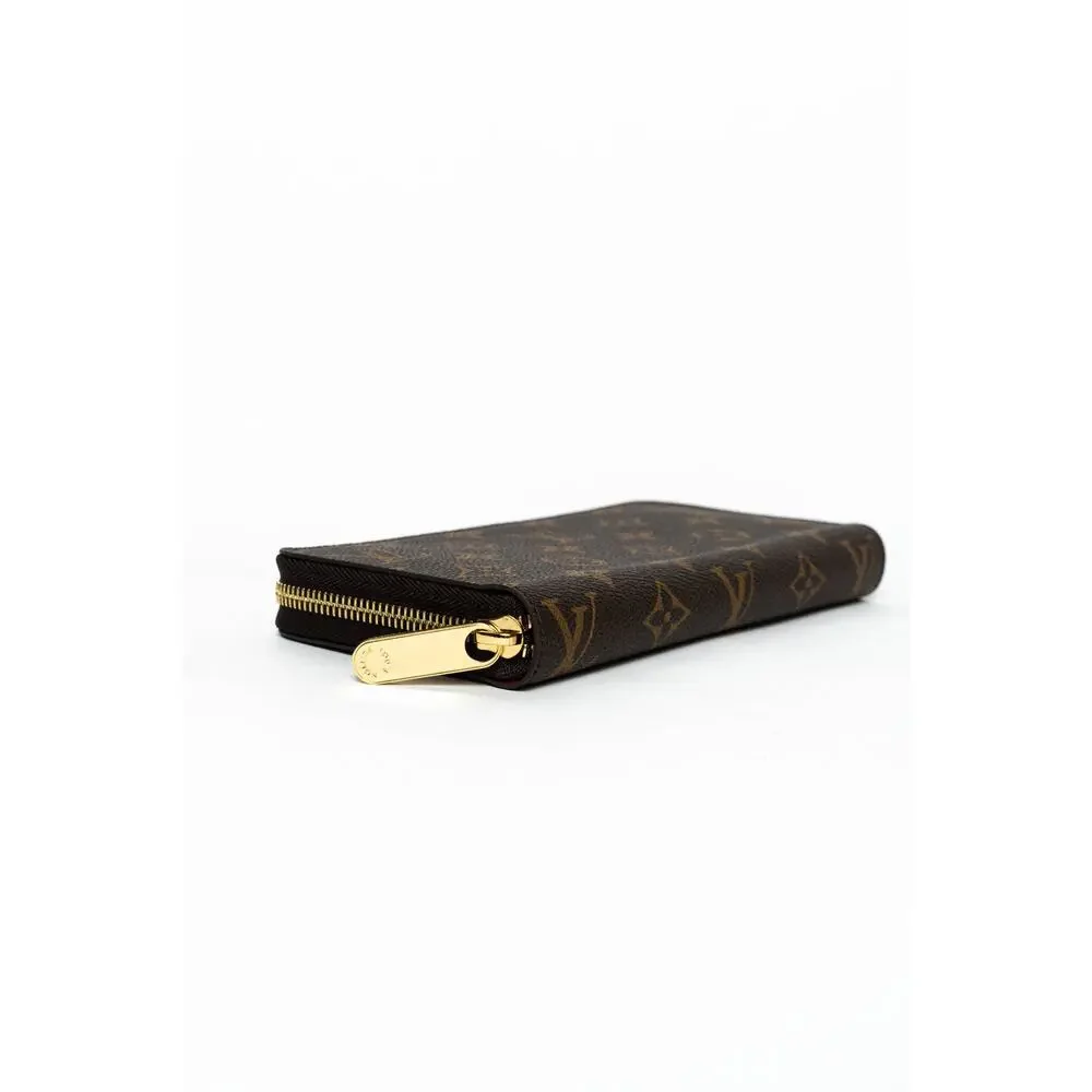 Louis Vuitton Monogram Zippy Wallet Fuchsia